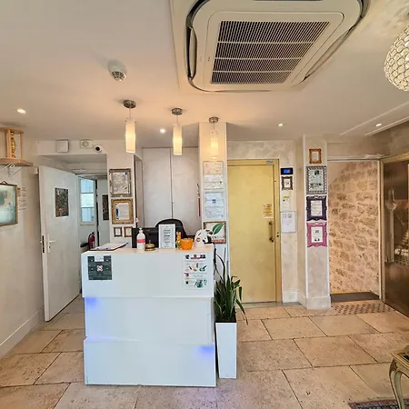 Le Pavillon Hotel-3