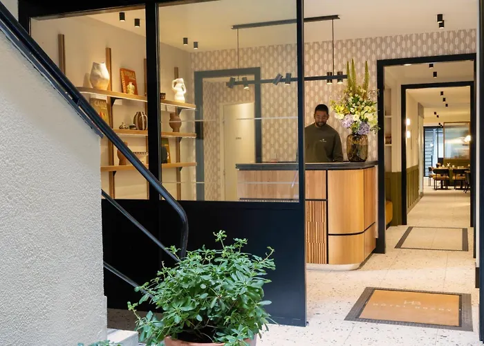 Brady - Gare De L'EstHotel Parigi